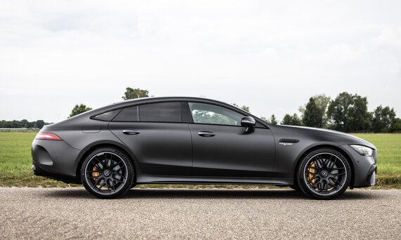 mercedes-benz-amg-gt-4-door-coupe-slider-2