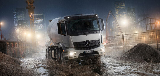 mercedes-benz-arocs-video-mobiel