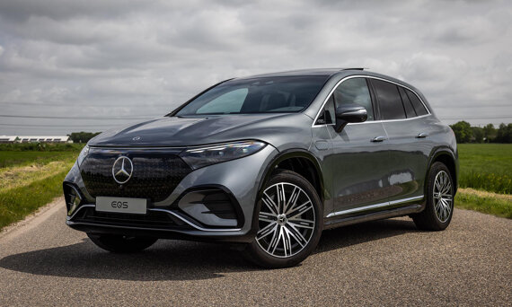 mercedes-benz-eqs-suv-slider-1
