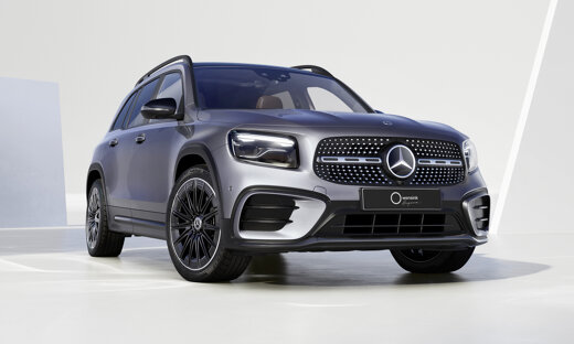 mercedes-benz-glb-slider-1