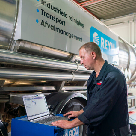 truck-trailer-specialisme-banner-3