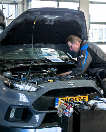 ford-services-video-check-hero-mobiel