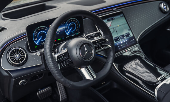 mercedes-benz-eqe-suv-slider-4