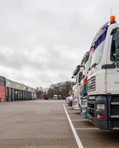 truck-trailer-operational-lease-hero-mobiel