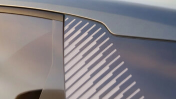 ford-explorer-ev-collection-slider-5