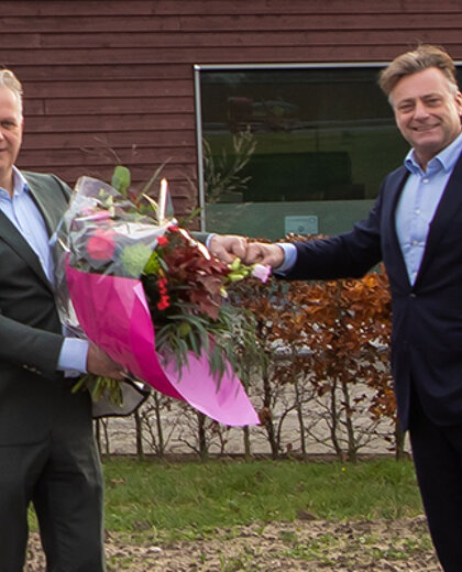 glashelder-partnership-sghog-en-wensink-lease-services-hero-mobiel