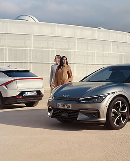 kia-ev6-nu-in-de-showroom-hero-mobiel