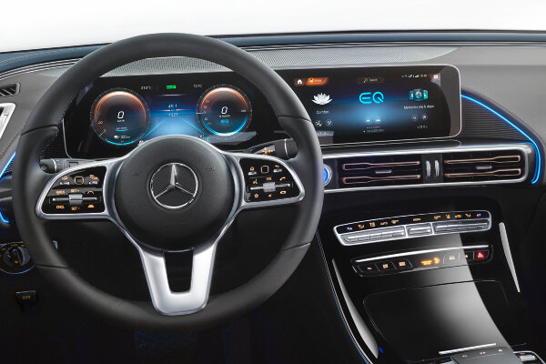 mercedes-benz-eqc-hero-mobiel