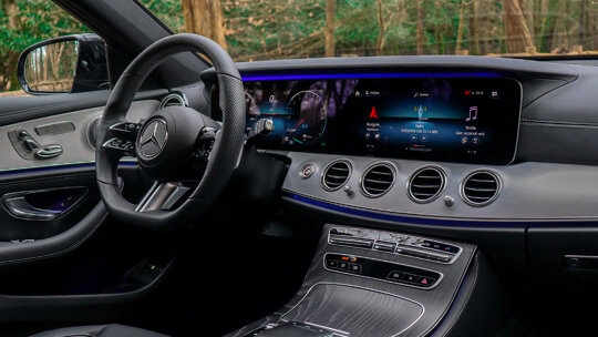 mercedes-benz-mbux-slider-3