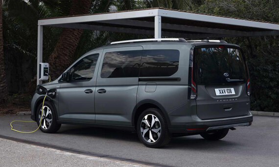 tourneo-connect-phev-media-2