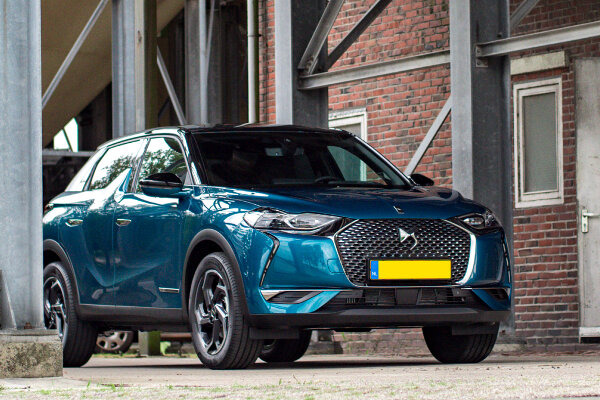 ds-3-crossback-hero-mobiel
