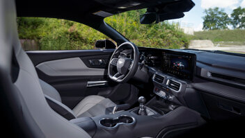 ford-mustang-slider-3