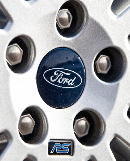 ford-services-banden-wisselen-hero-mobiel