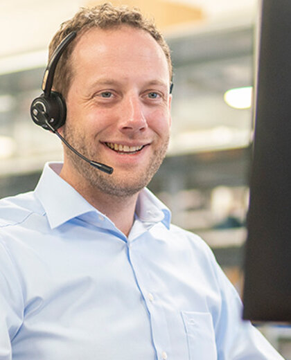 Hero-magazijn-medewerker-vacature-mobiel