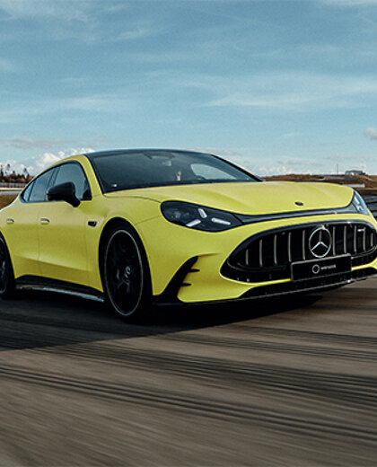 mercedes-benz-amg-gt-4-door-coupe-hero-mobiel