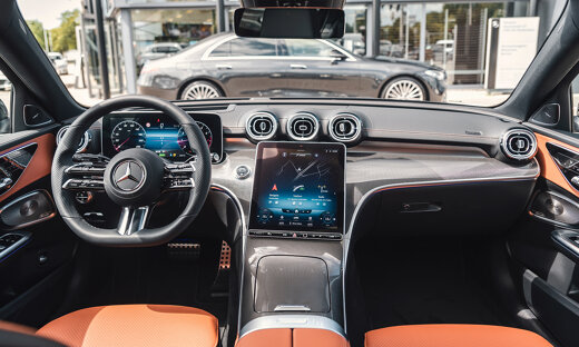 mercedes-benz-c-klasse-limousine-slider-4