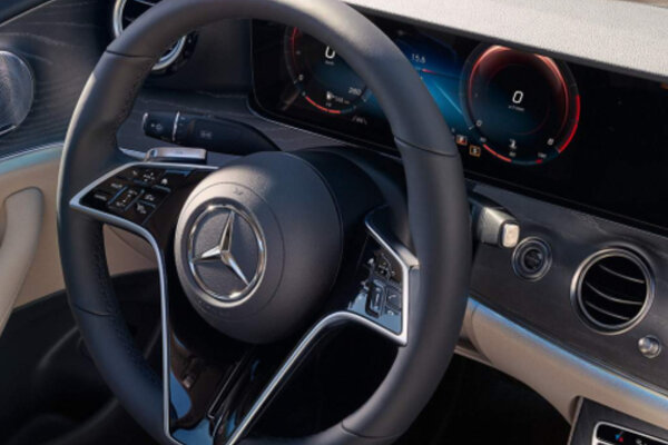 mercedes-benz-e-klasse-limousine-hero-mobiel