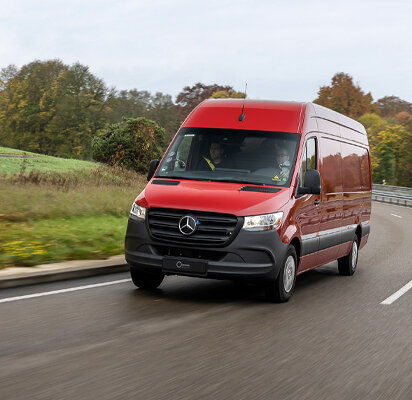 mercedes-benz-esprinter-gesloten-bestelwagen-hero-mobiel