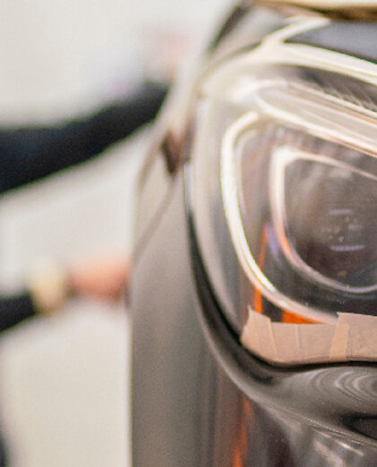 mercedes-benz-services-repair-en-reconnect-hero-mobiel