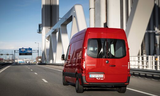 mercedes-benz-sprinter-gesloten-bestelwagen-slider-4