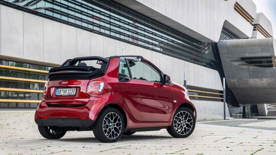 smart-fortwo-cabrio-slider-1