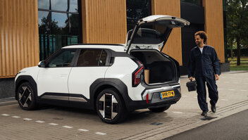 kia-ev3-cargo-slider-1