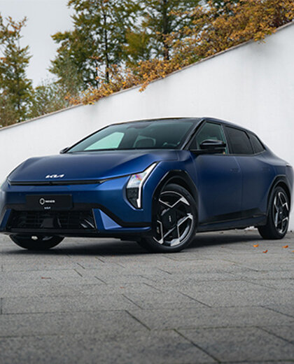 kia-ev4-hero-mobiel