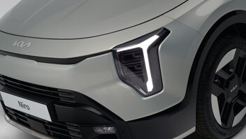 kia-niro-slider-3