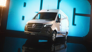 mercedes-benz-esprinter-slider-1
