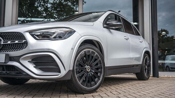 mercedes-benz-gla-slider-3