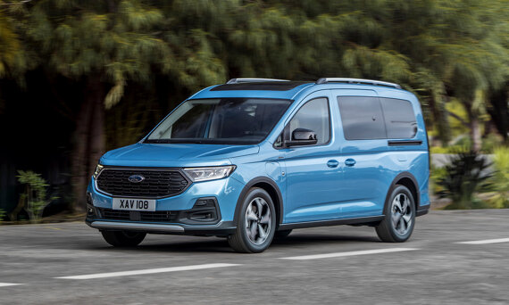 tourneo-connect-phev-media-1