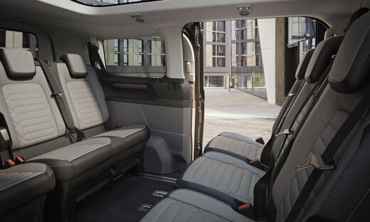 e-tourneo-custom-slider-3