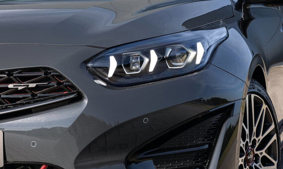 kia-proceed--slider-4