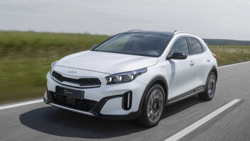 kia-xceed--slider-5