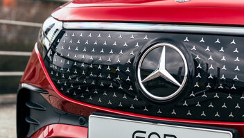 mercedes-benz-eqb-slider-5