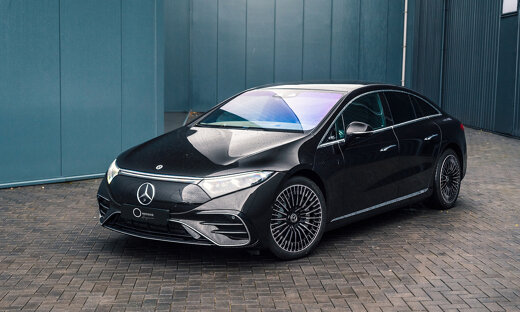 mercedes-benz-eqs-slider-1