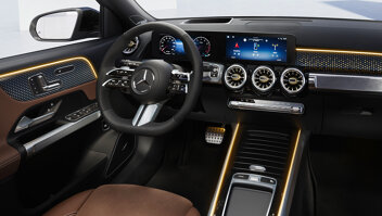 mercedes-benz-glb-slider-5