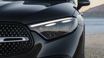 mercedes-benz-glc-coupe-slider-5
