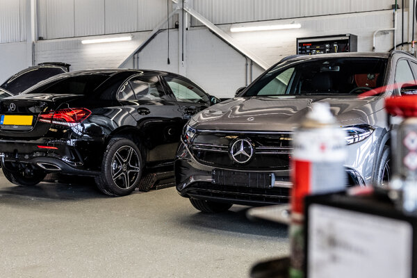 mercedes-benz-homepage-hero-3-mobiel