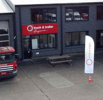 truck-trailer-heerde-hero-mobile