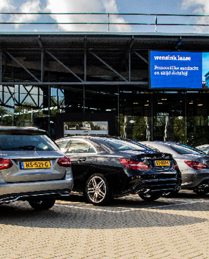 wensink-mercedes-benz-apeldoorn-hero-mobiel